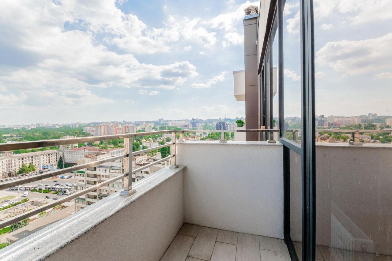 Double Skyhouse Exclusive Apartments Kisinyov Kültér fotó