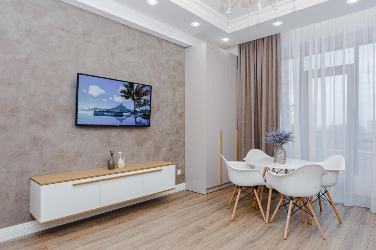Double Skyhouse Exclusive Apartments Kisinyov Kültér fotó
