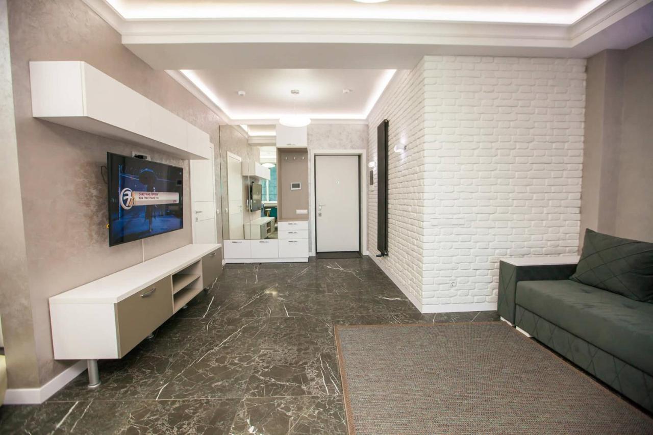 Double Skyhouse Exclusive Apartments Kisinyov Kültér fotó