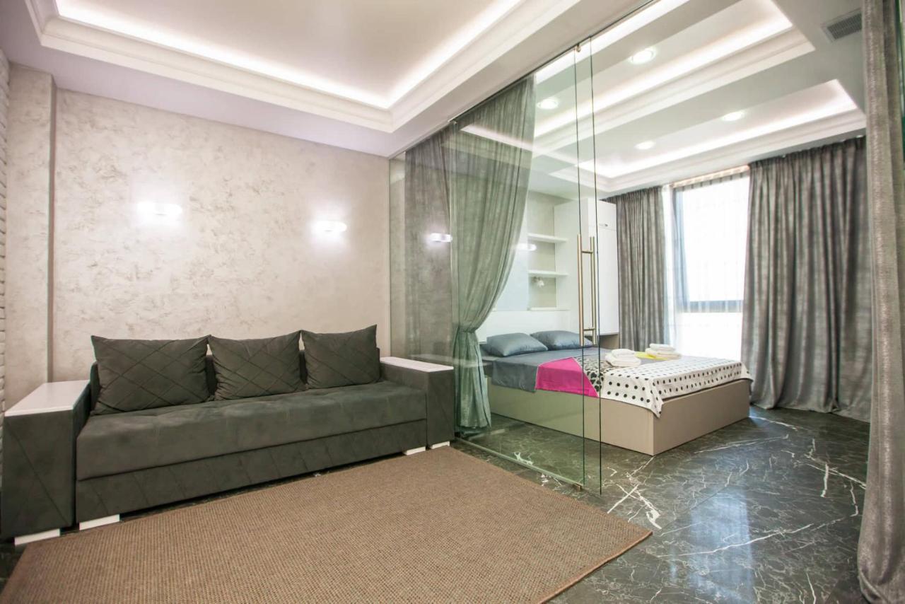 Double Skyhouse Exclusive Apartments Kisinyov Kültér fotó
