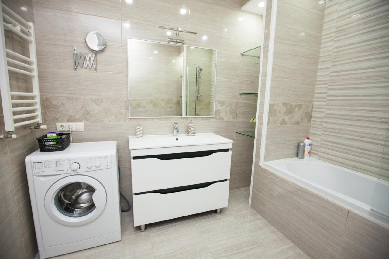Double Skyhouse Exclusive Apartments Kisinyov Kültér fotó