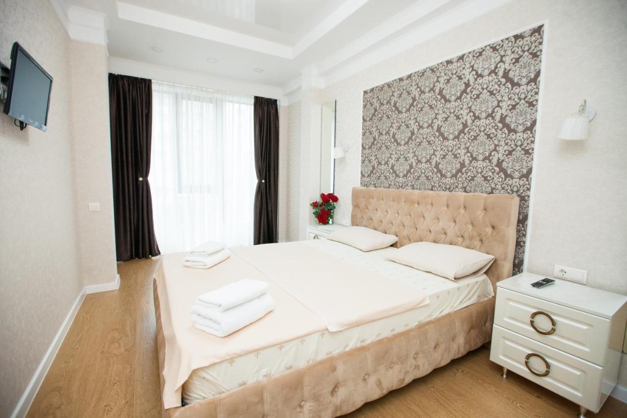 Double Skyhouse Exclusive Apartments Kisinyov Kültér fotó