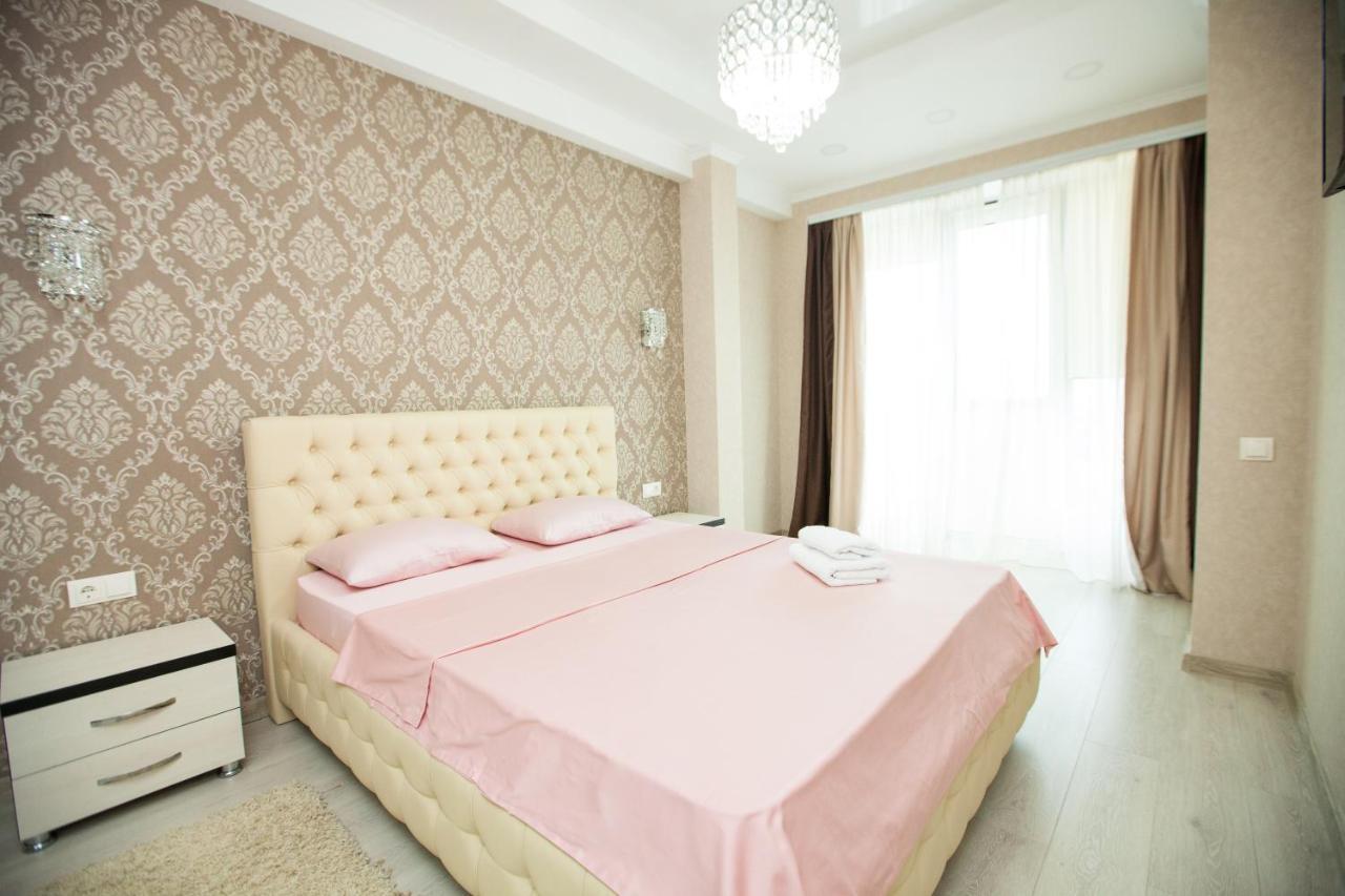 Double Skyhouse Exclusive Apartments Kisinyov Kültér fotó
