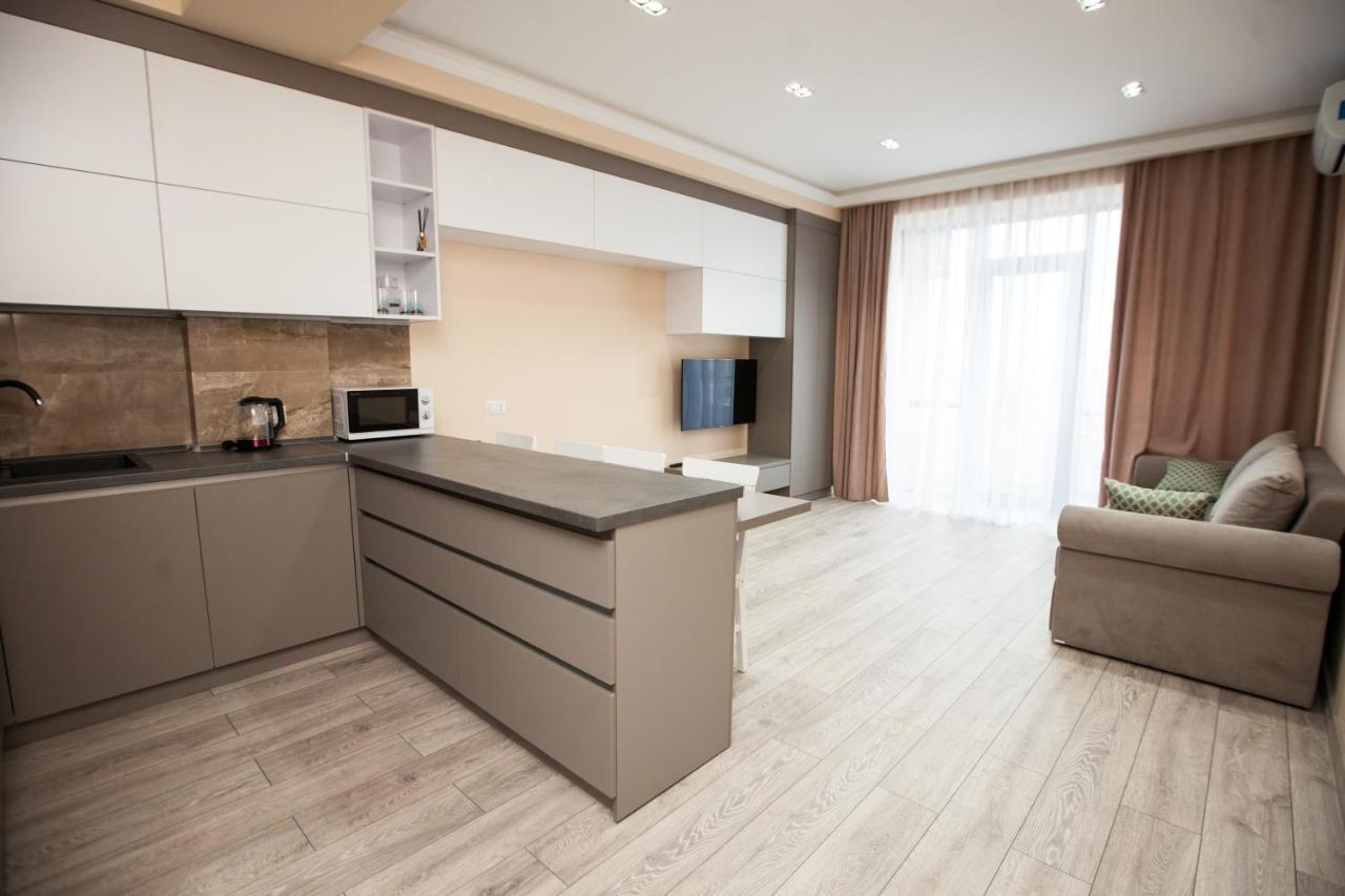 Double Skyhouse Exclusive Apartments Kisinyov Kültér fotó