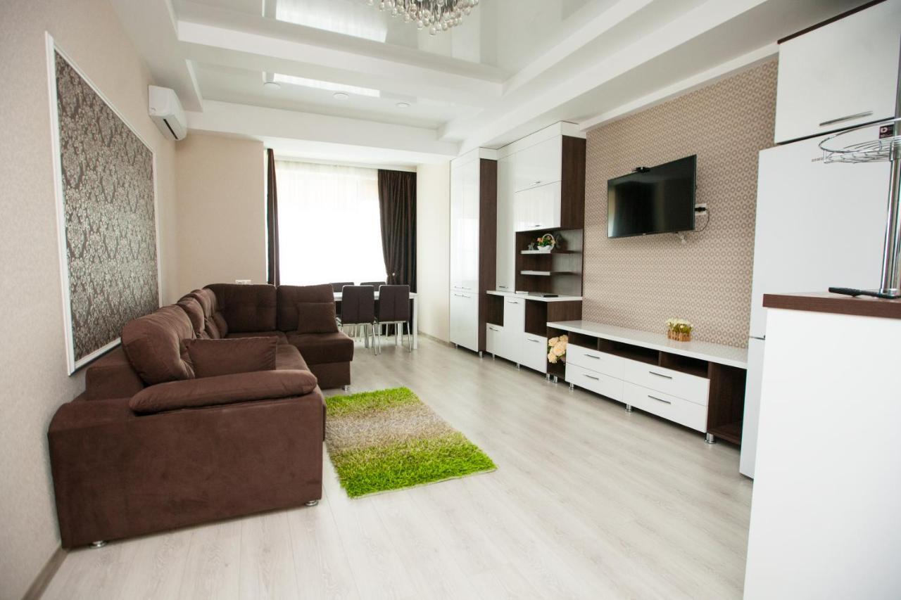 Double Skyhouse Exclusive Apartments Kisinyov Kültér fotó
