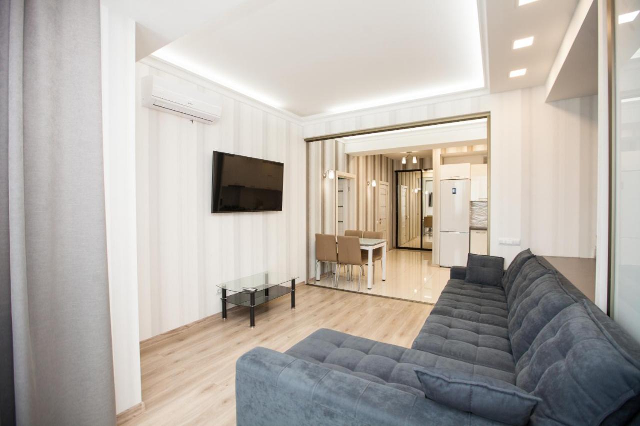 Double Skyhouse Exclusive Apartments Kisinyov Kültér fotó